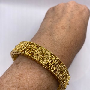 Vintage Bangle Bracelet Golden Bronze filigree