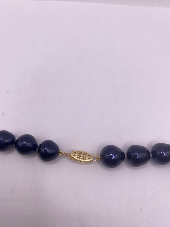 Vintage Black Pearl 18 inch Necklace - image 4
