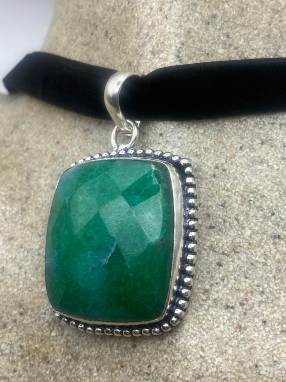 Vintage Green Raw Emerald Crystal Black Velvet Ch… - image 3