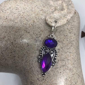 Orecchini pendenti in argento antico vintage in vetro vulcanico blu indaco