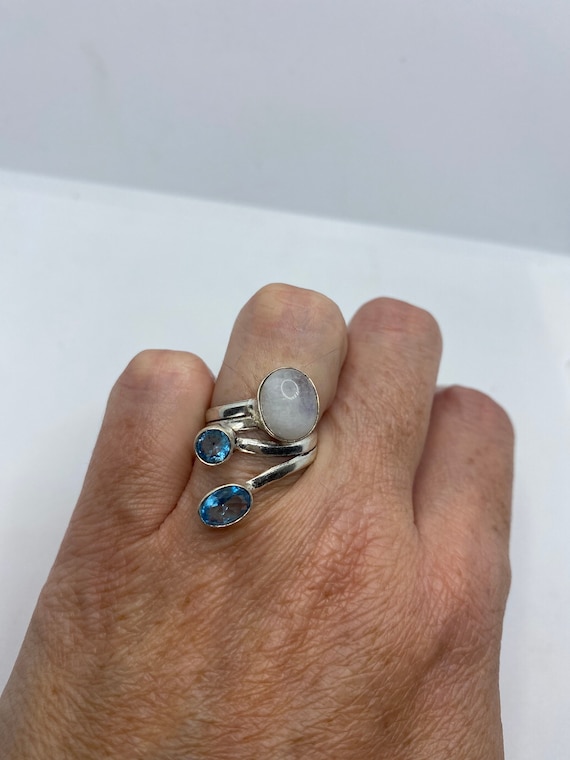 Vintage Genuine Blue White Rainbow Moonstone Ring - image 2