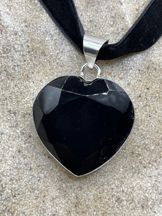 Vintage Heart Antique Black Jet Glass Choker Neck… - image 2