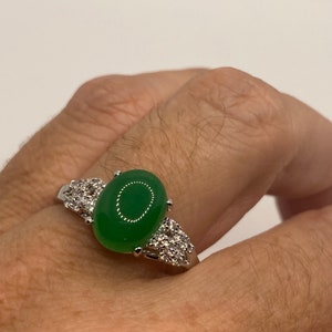 Vintage Lucky Green Nephrite Jade Ring