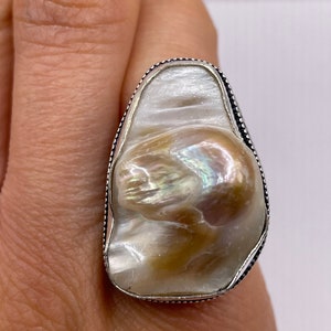 Vintage White Pearl Silver White Bronze Cocktail Ring