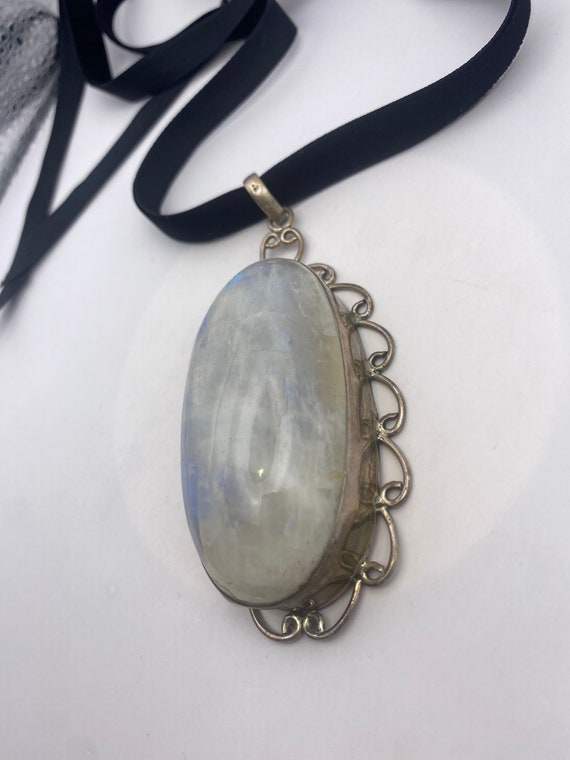 Vintage Rainbow Moonstone Choker Pendant Necklace - image 7