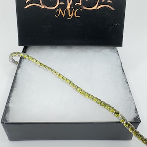 Vintage Handmade Genuine Peridot  925 Sterling Silver Tennis Bracelet