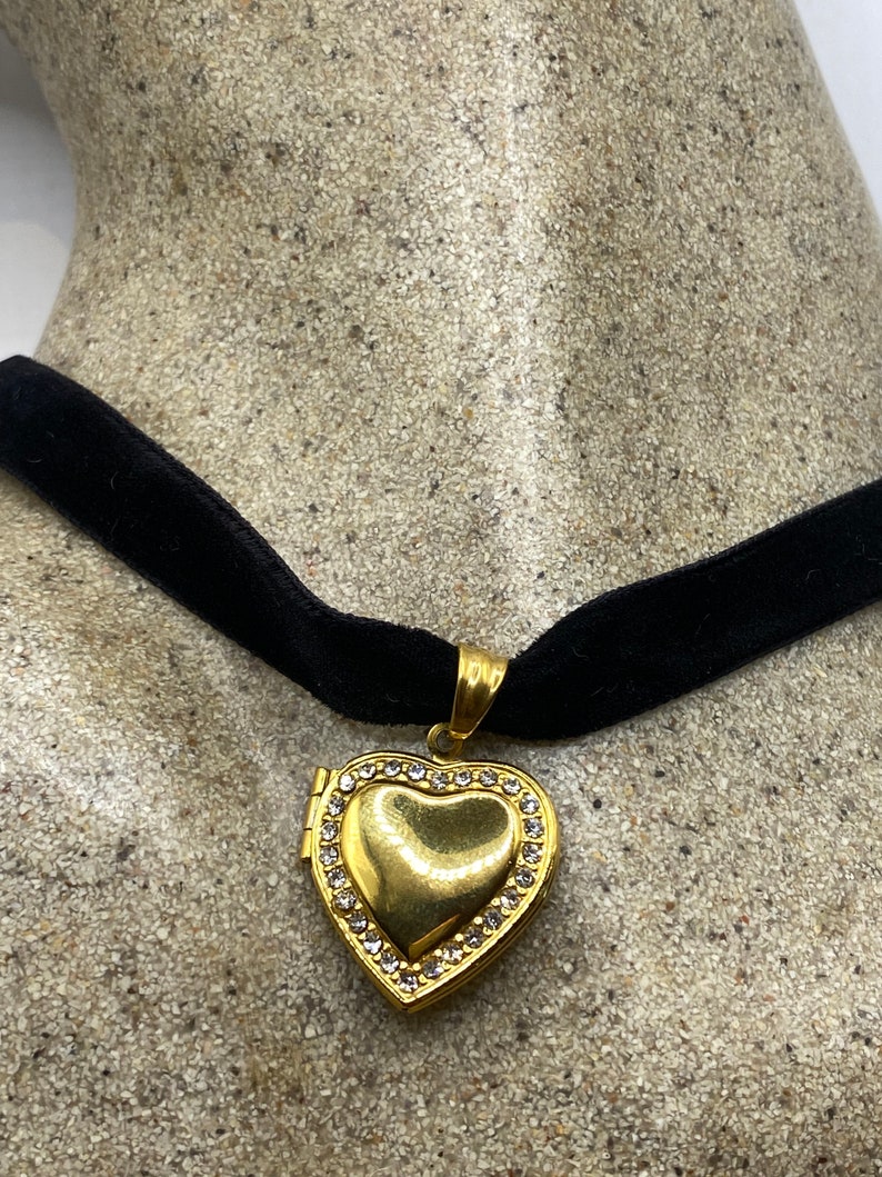 Vintage Heart Locket Choker Goldenen Stainless Steel Deco Etched ...
