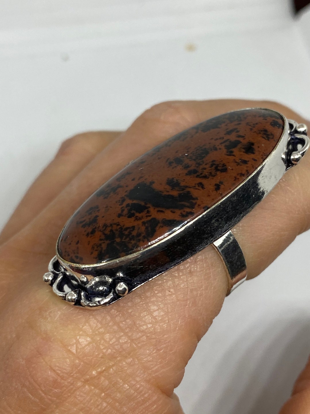 入荷nowオンラインストア レッドジャスパー✤アザミの彫金】シルバー925のヴィンテージリング アクセサリー