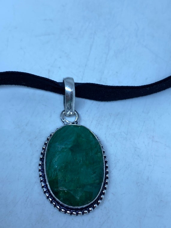 Vintage Green Raw Emerald Crystal Choker Pendant - image 4