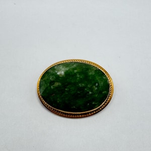 Vintage Green Jade Yellow Gold Filled Brooch Pin