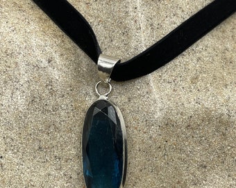 Collier Ras Du Cou Vintage Années 80 - Perles De Verre Bleu Sur Métal étain - Longueur 44 Cm