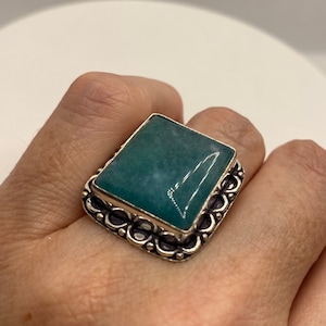 Vintage groene ruwe smaragd 925 sterlingzilveren ring maat 7