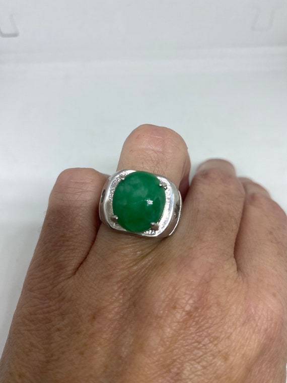 Vintage Lucky Green Nephrite Jade Ring - image 9