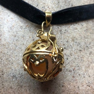 Vintage Golden Bronze Healing Stone Cage Locket image 5