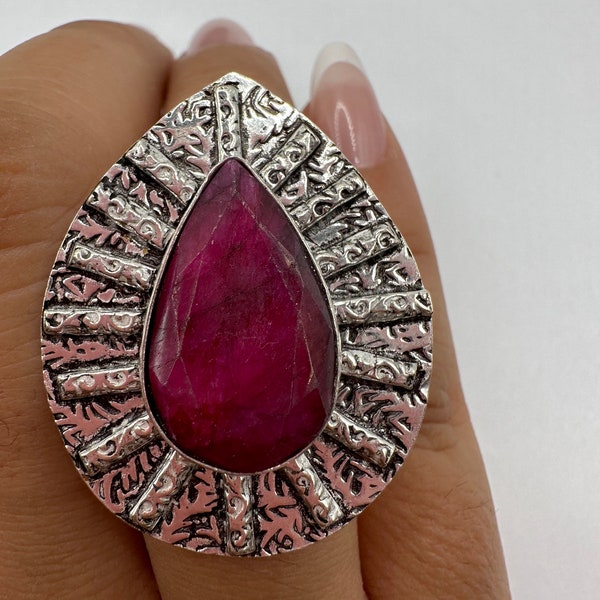 Vintage Raw Pink Ruby Silver Cocktail Ring