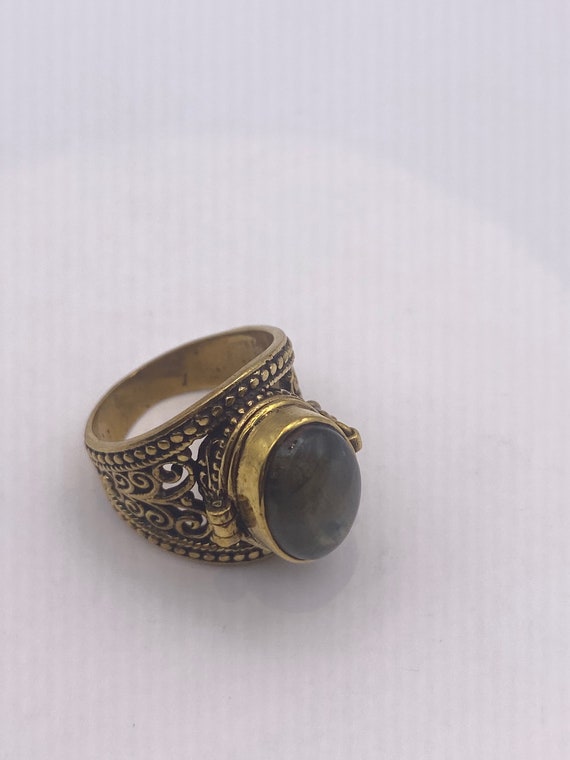 Vintage Labradorite Brass Poison Pillbox Ring - image 6