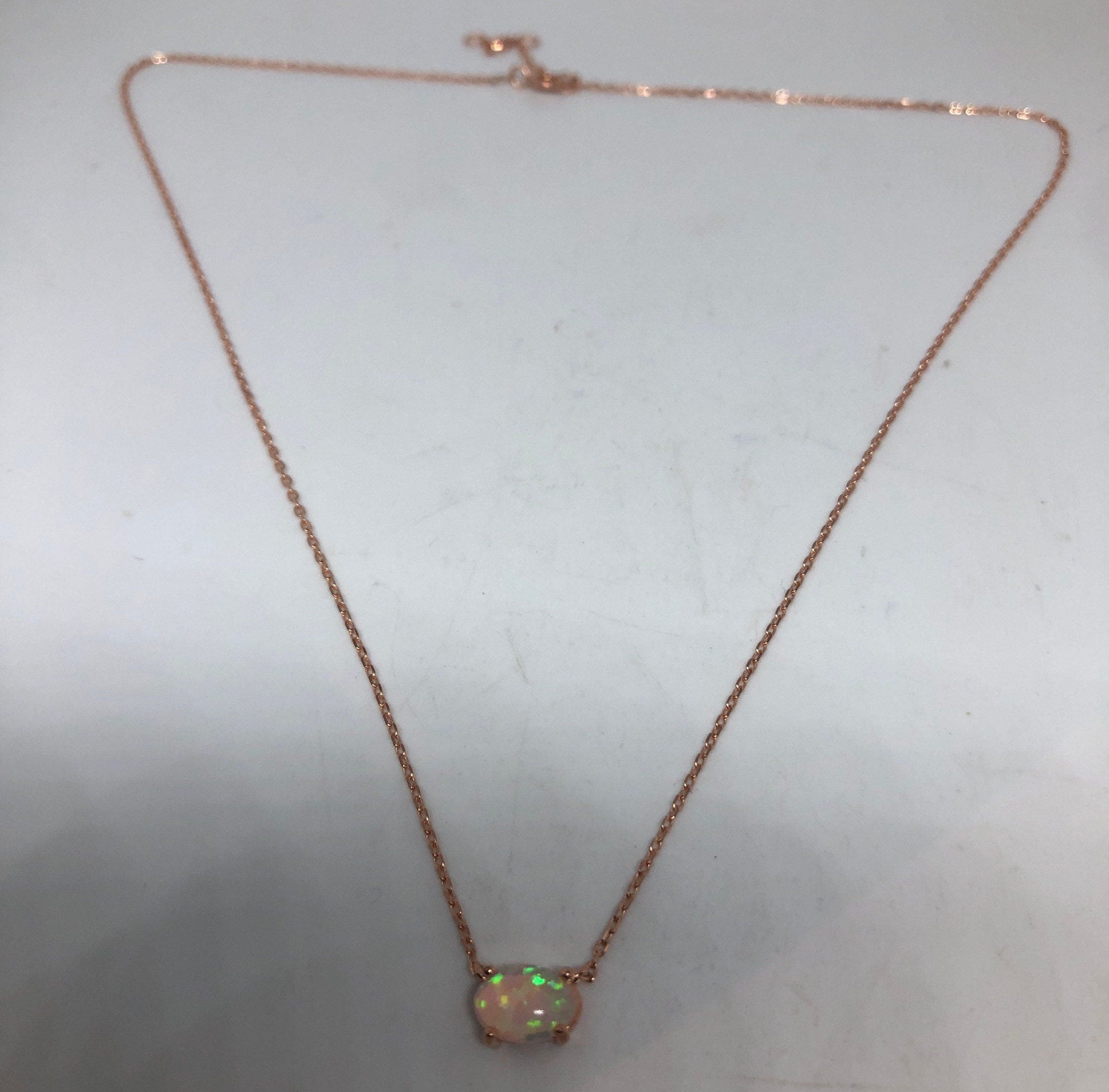 Hiqmic Collana Argento 925 Con Ciondolo Mela E Opale - Placcata Oro Bianco 45cm
