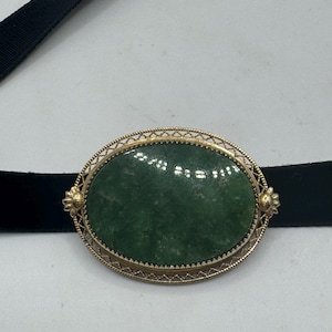 Vintage Green Jade Yellow Gold Filled Brooch Pin