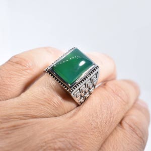 Vintage Gothic Silver Stainless Steel Genuine Green Onyx Men&#39;s Ring