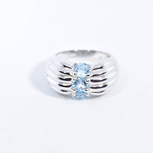 Vintage Genuine Blue Topaz 925 Sterling Silver Ring