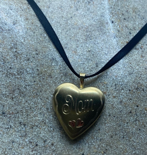 Vintage Gold Locket | Tiny Heart 9k Gold Filled P… - image 8