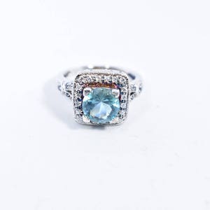 Vintage Genuine Blue Topaz 925 Sterling Silver Ring Size 6.75
