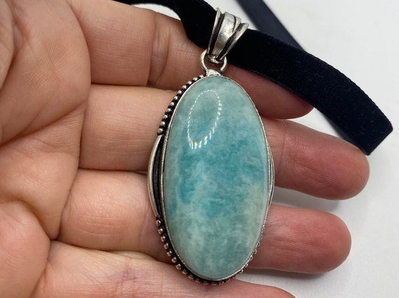 Collier Vintage Bleu - Ancien Stock D’usine, Neuf Sans Emballage, En Plastique