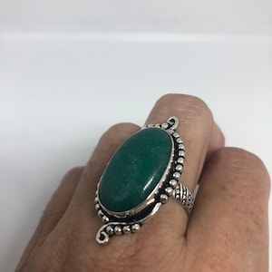 Vintage Green Nephrite Jade Ring About an Inch Long Knuckle Ring
