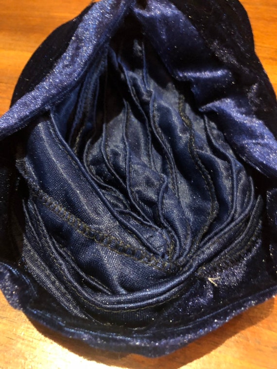 Vintage Blue Stretch Velvet Deco Turban Hat - image 5