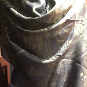 Vintage Paisley Brocade Pashmina Scarf Wrap