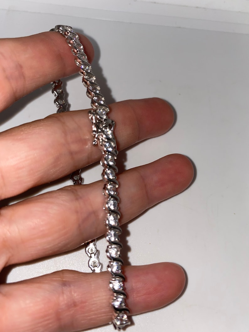 Handmade Genuine White Sapphires Rhodium Finished 925 Sterling Silver Tennis Bracelet