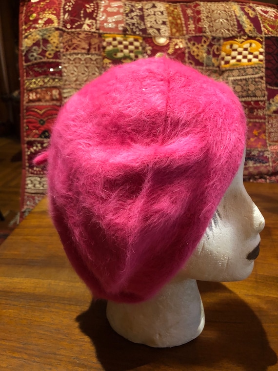 Vintage wool angora 10 in beret hat