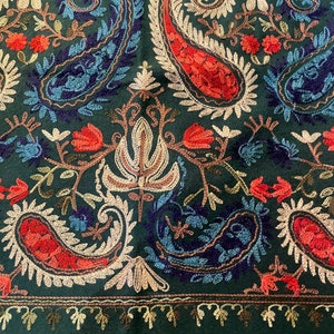 Vintage Forest Green Cashmere Pashmina Scarf Wrap Paisley Embroidered
