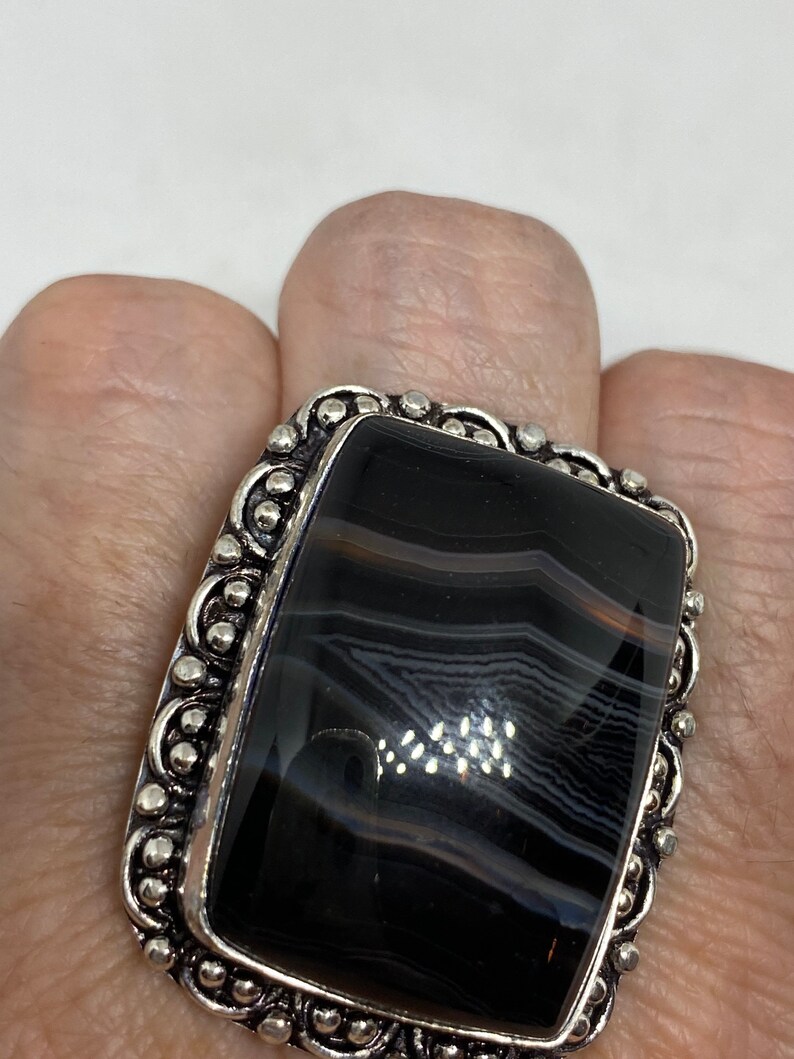 Vintage Black and White agate Cocktail Ring