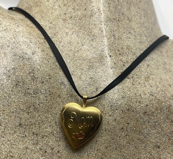 Vintage Gold Locket | Tiny Heart 9k Gold Filled P… - image 2
