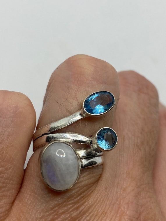 Vintage Genuine Blue White Rainbow Moonstone Ring - image 3