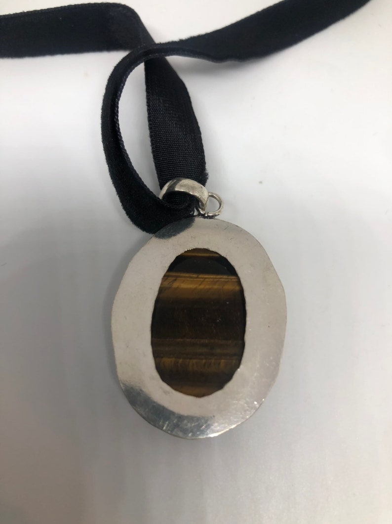 Vintage Handmade Silver tigers eye pendant necklace