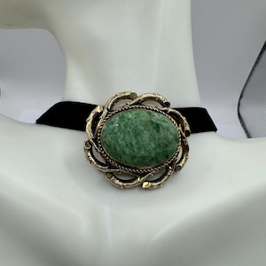 Vintage Green Jade Yellow Gold Filled Brooch Pin