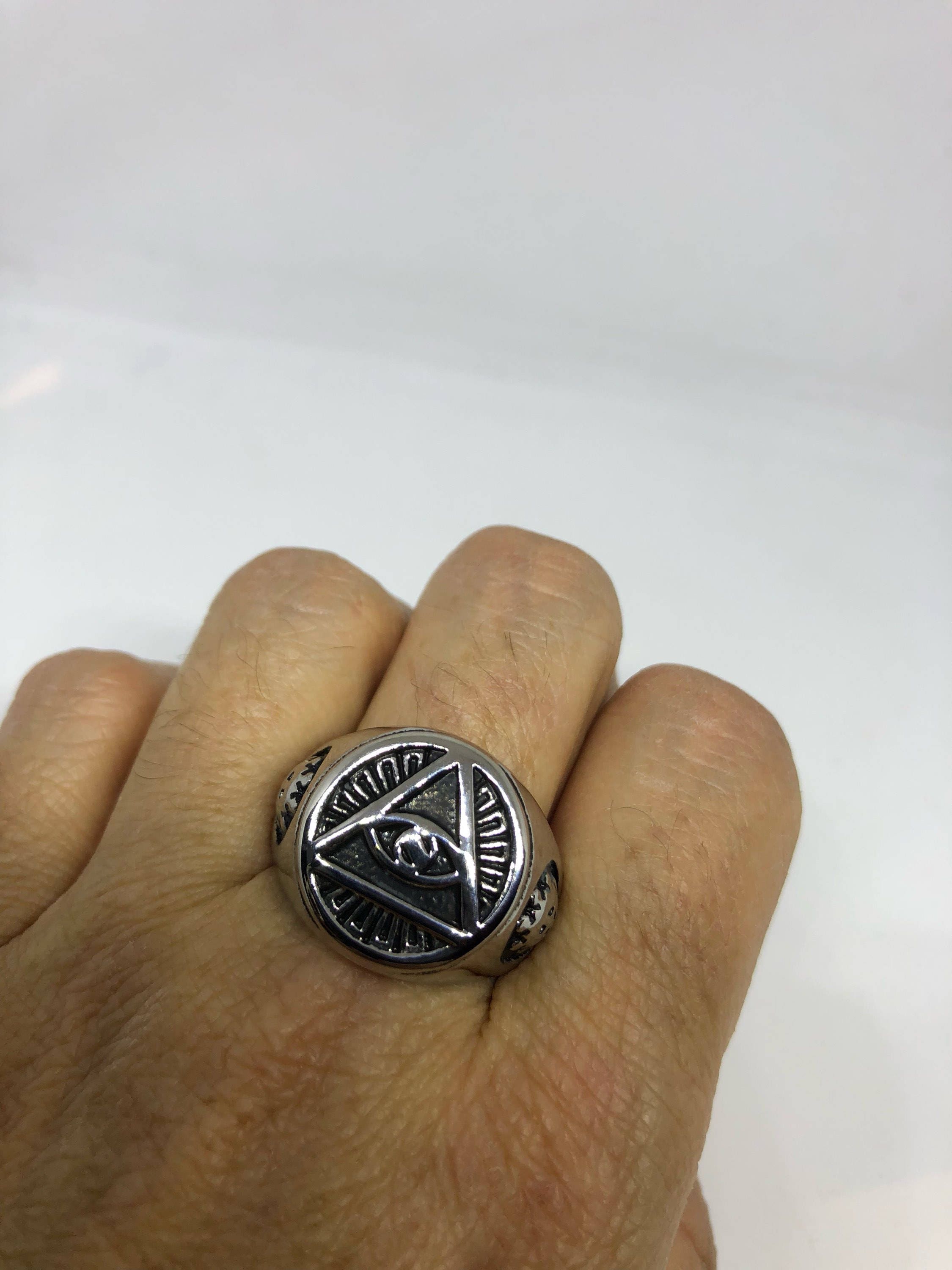 Illuminati store rings wish