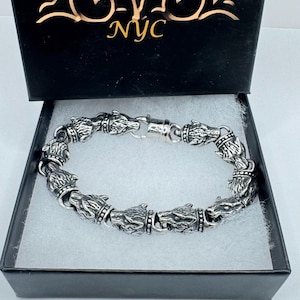 Vintage Style Wolf Bracelet Unisex Men Stainless Steel