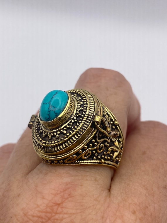 Vintage Turquoise Brass Poison Pillbox Ring - image 2