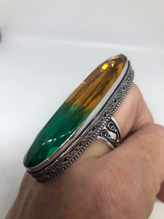 Vintage Green to yellow Vintage Art Glass Ring 2 … - image 4
