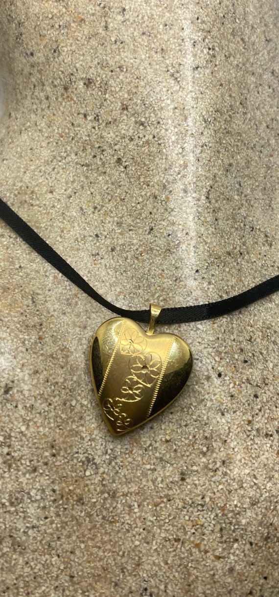Vintage Heart Locket Choker Gold Filled MOM Neckla
