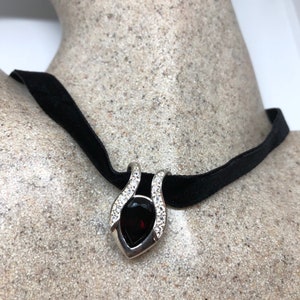 Vintage Handmade 925 Sterling Silver Genuine Garnet Antique Pendant Necklace