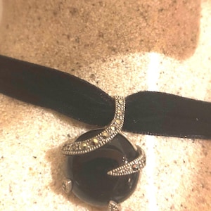 Vintage Marcasite 925 Sterling Silver Genuine Black Onyx Dangle Pendant Necklace