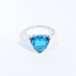 Vintage Genuine Blue Topaz 925 Sterling Silver Ring
