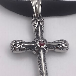 vintage Celtic Silver Stainless Steel Cross pendant necklace