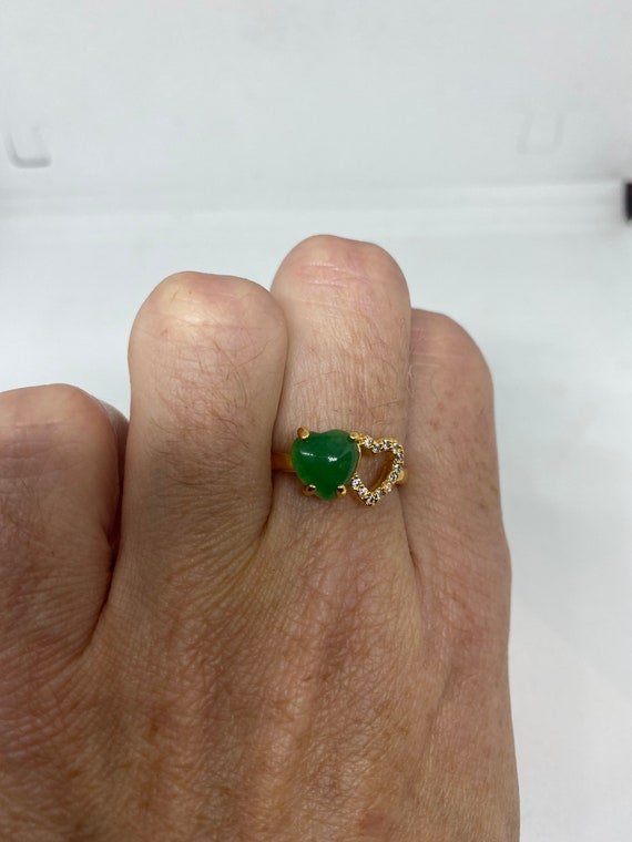 Vintage Lucky Green Nephrite Jade Heart Ring - image 6