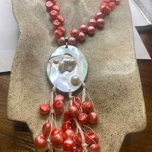 Vintage Magenta Pink Genuine Fresh Water Pearl Necklace 16 inch