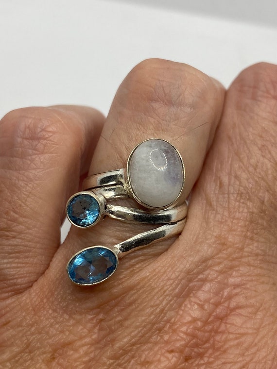 Vintage Genuine Blue White Rainbow Moonstone Ring - image 1